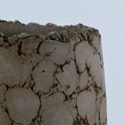 Vaso alto in terracotta color cioccolato