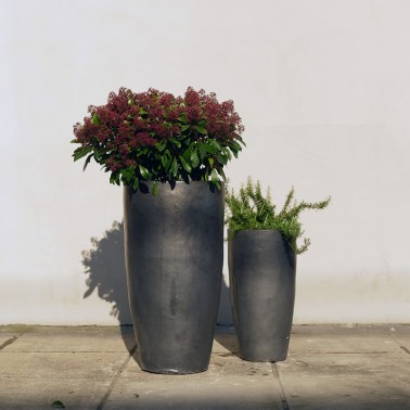 Vaso alto color nero opaco  svasato - vendita online su In-Vasi