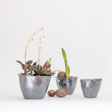 Vaso in porcellana color antracite - vendita online su In-Vasi