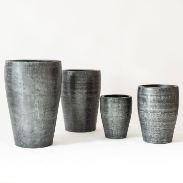 Vaso alluminio nero svasato decorato - vendita online su In-Vasi