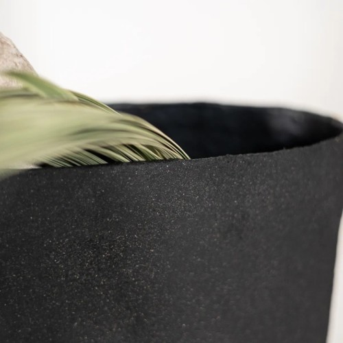 Vaso nero in carta e lattice effetto pietra lavica