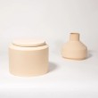 Vaso di design in terracotta avorio opaco e ruvido