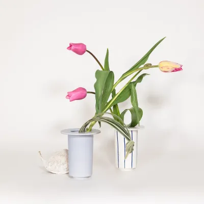 Vaso di design liscio opaco - vendita online su In-Vasi