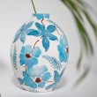 Vaso porcellana ovale e sferico con collo bianco azzurro con fiori