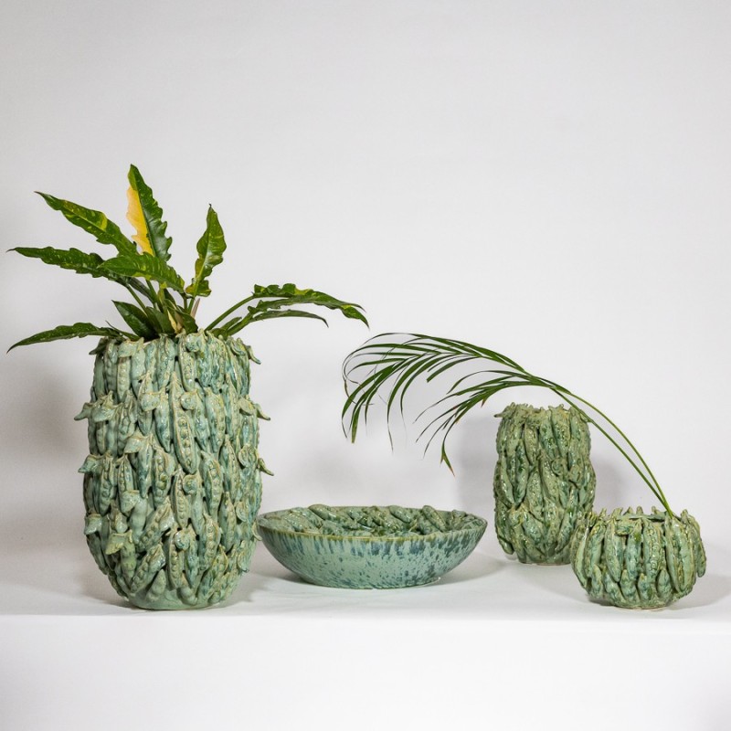 Vaso in ceramica con baccelli