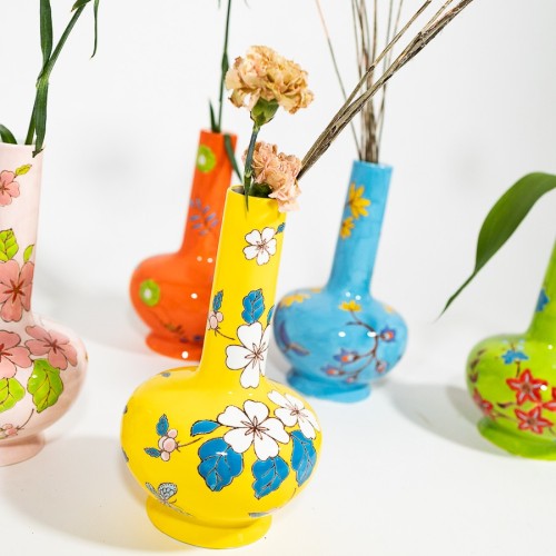 Bottiglie in porcellana decorato - Scoprilo su invasi.eu