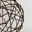 Sfera decorativa moderna in ferro arrugginito